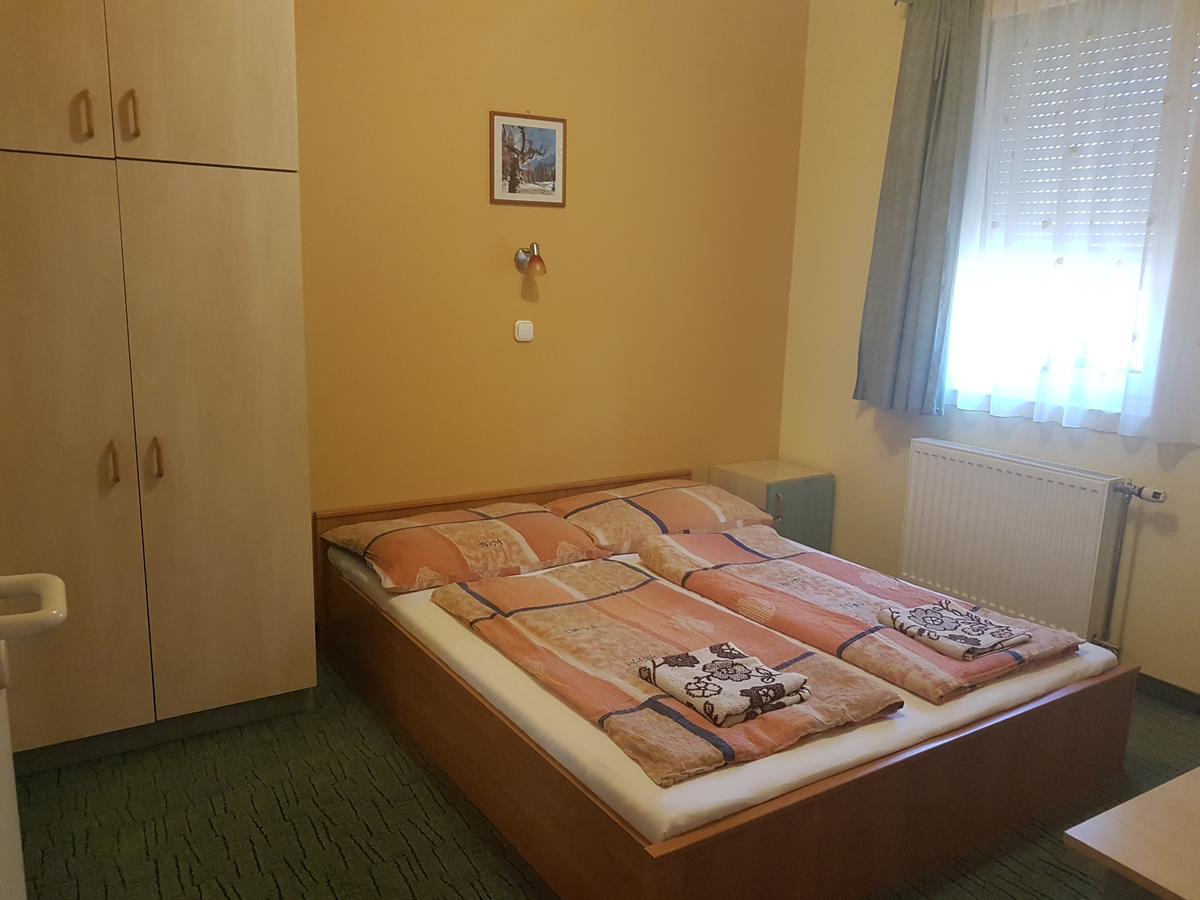 Richie Ii. Apartman Apartamento Siófok Exterior foto